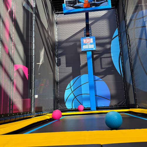 Basket game trampoline park Woop Graz ELI Play